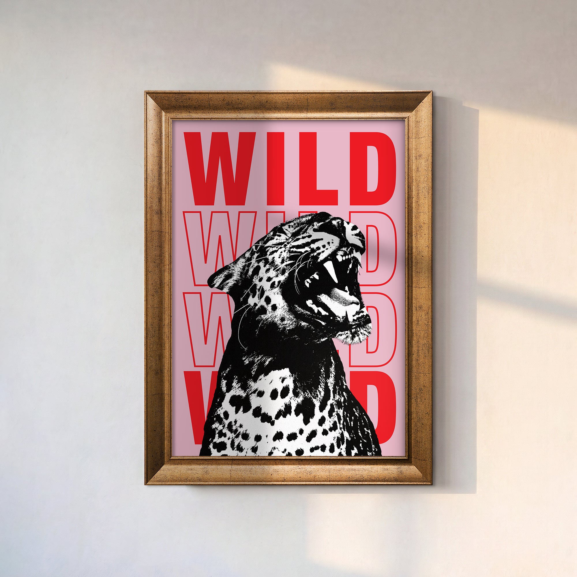 WILD Leopar Kanvas Tablo – Pembe Kırmızı Pop Art Duvar Sanatı