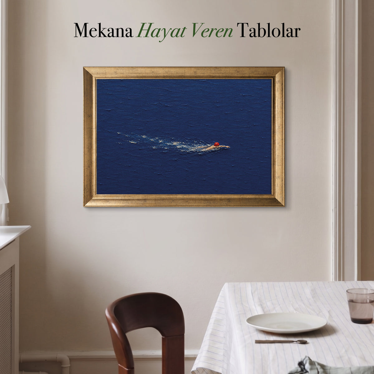 Lacivert Denizde Yüzen Figür – Minimal Kanvas Tablo