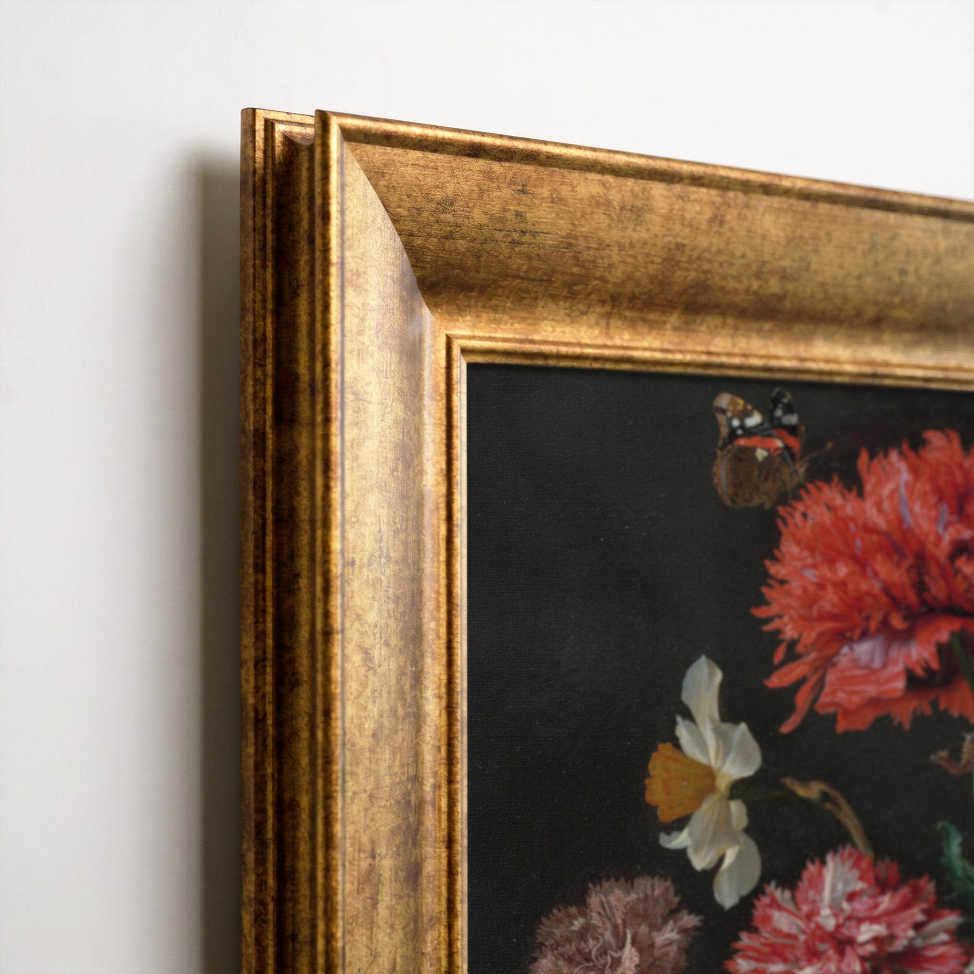 Koyu Zemin Çiçek Buketi Poster – Vintage Floral Dekoratif Duvar Posteri